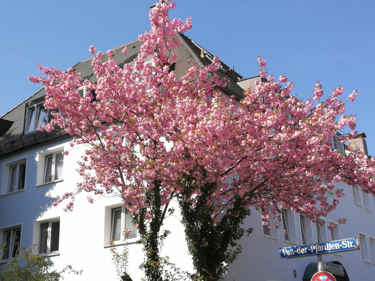 Boardinghouse Munchen-Laim Hotel Exterior photo